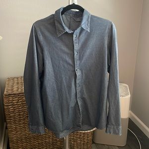 Lululemon Commission Long Sleeve Button Down